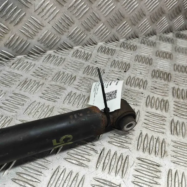 Ammortizzatore posteriore destro Infiniti Q30 2019 OEM image 3