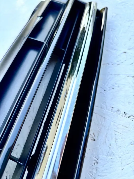 VW GOLF VII 12 Grill 5G0853651M image 8