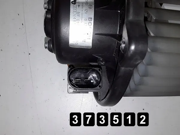 Audi Lämmityspuhallin OEM AM-373512 Käytetty image 4