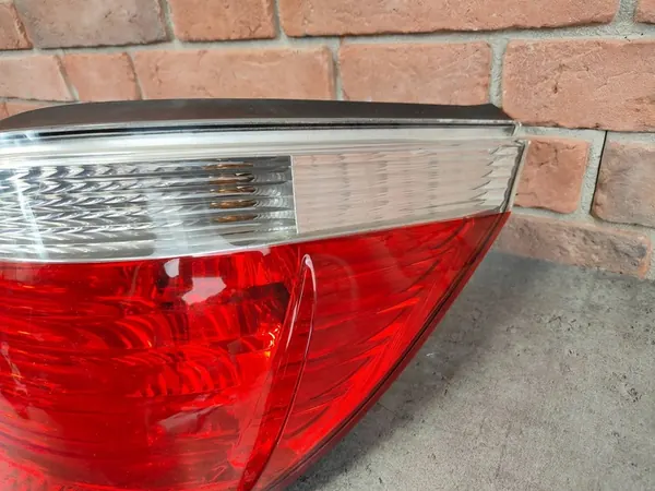 Luz trasera derecha BMW E60 Sedan 6910768 image 4
