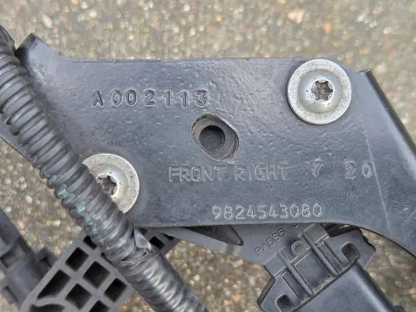 Sensor de Nivel Faros OEM 9824543080 Delantero <2019 image 6