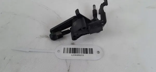 Audi Q8 Niveausensor OEM 4M0907504 Rechts voor image 6