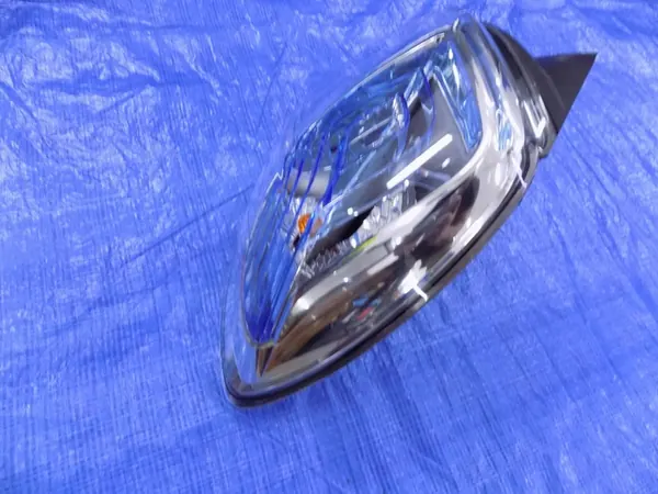 RENAULT ZOE 13- LUZ TRASERA IZQUIERDA image 3