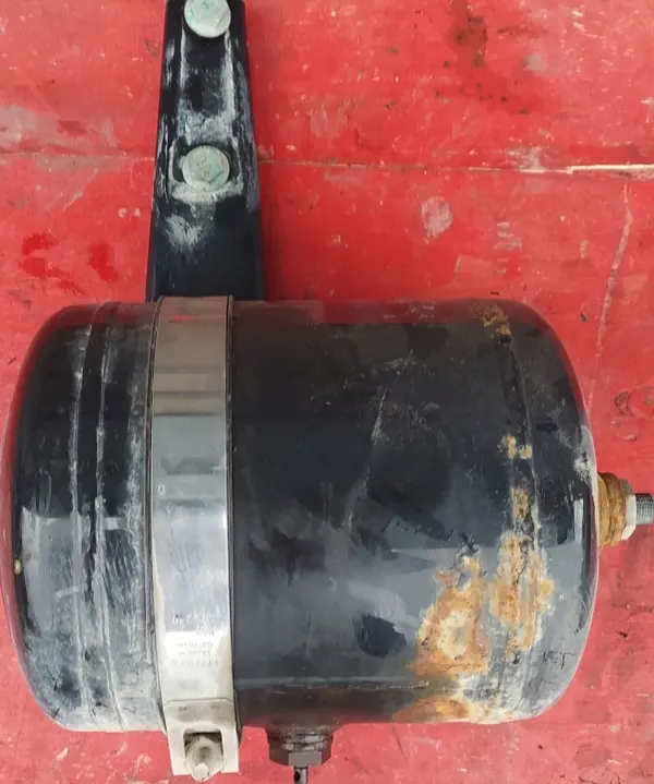 MAN TGX 2018 E6 Tanque Aire 8L OEM 1234567 image 2