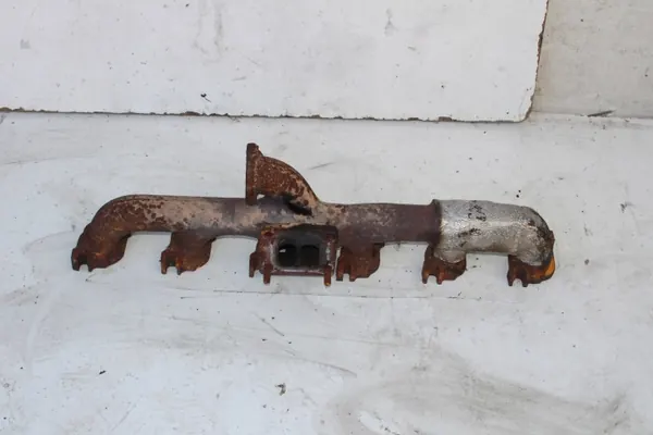 Mercedes-pakoputken keräin OEM A9361403614 image 2
