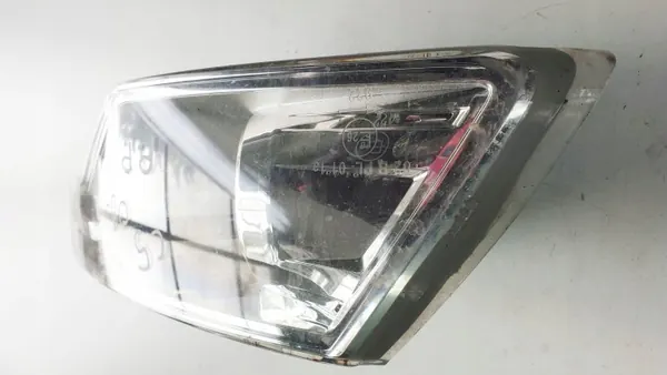 Farol Halogéneo Direito Citroen C5 III X7 OEM TPR30896 image 3