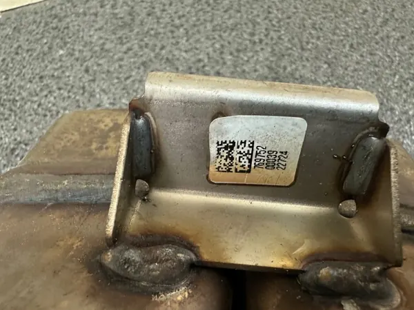 Ferrari 296 Auspuffrohr OEM 769752 Q1 - Gebraucht image 3
