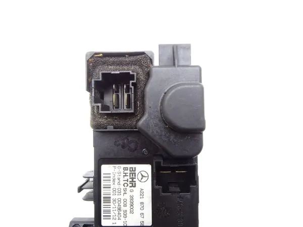 Resistor Controller A2218706758 Mercedes W221 3.0 CDI image 3