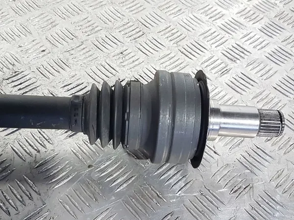 Mercedes-Benz CLS C218 X218 Bakaxel image 3