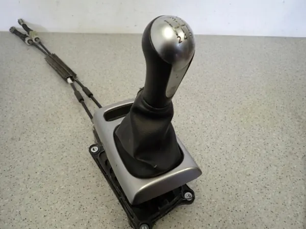 NISSAN NOTE E11 Liaison & Pommeau de Vitesse - OEM image 4