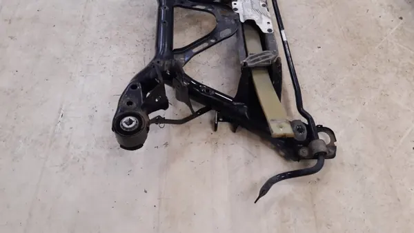 Volvo V60 II Bakvagn OEM 32221652, 31429274 image 3