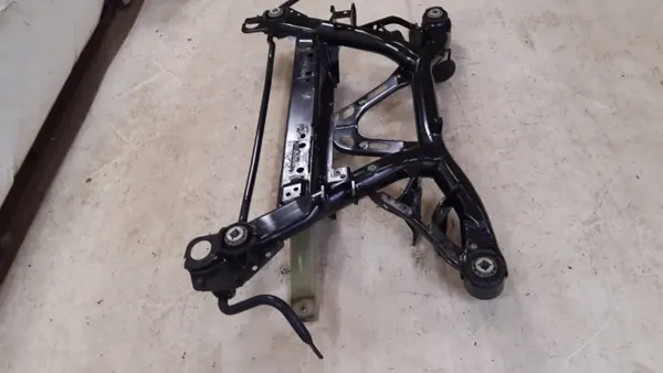 Volvo V60 II Bakvagn OEM 32221652, 31429274 image 9