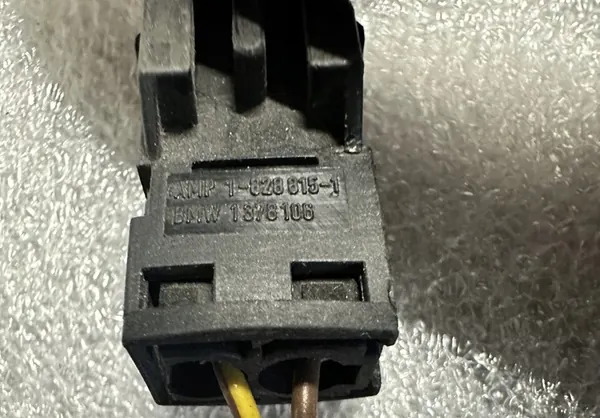 BMW Liitin 1378106 image 2