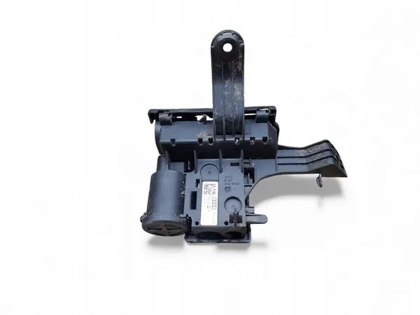 Audi A4 S4 B9 2019 Tehonohjausrele OEM image 9