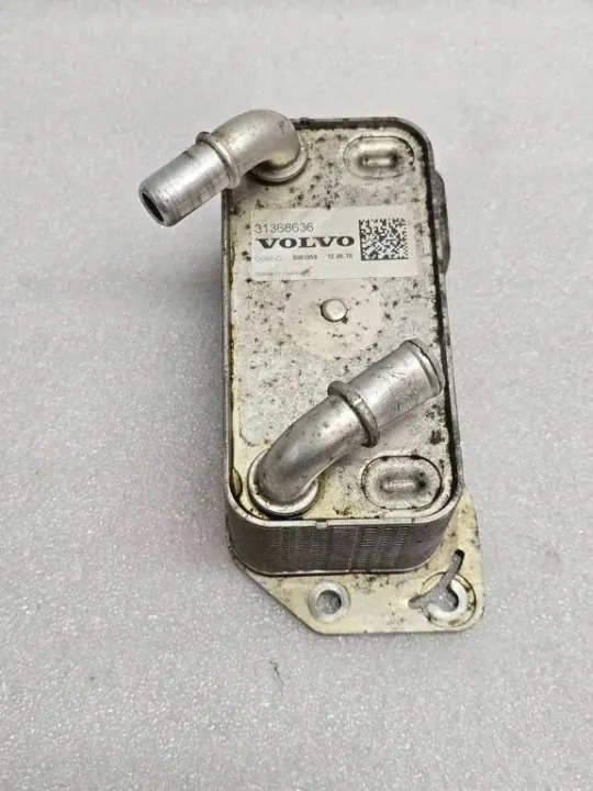Oljefilterfäste OEM 31368636 för Volvo V60 2.0L image 2