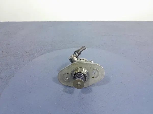 Brandstofpomp BMW X3 G01 LCI 8631642 image 3