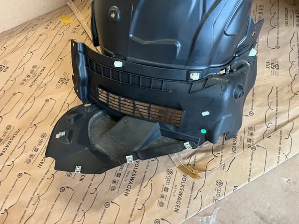 AUDI A4 B9 LIFT 8W AVANT Passaruota Destro OEM 8W0821172K image 3