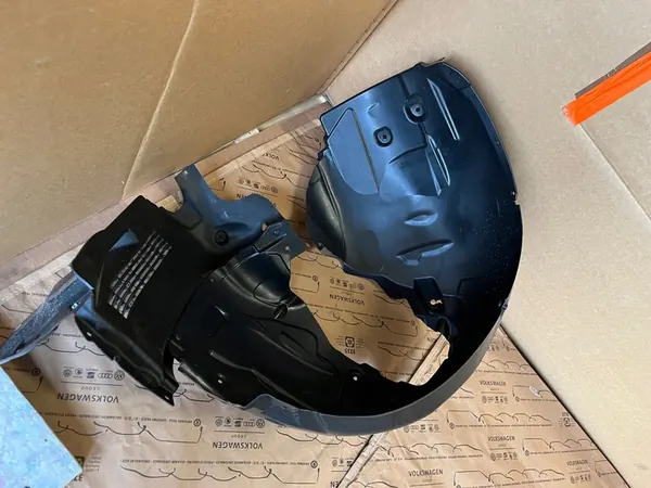 AUDI A4 B9 LIFT 8W AVANT Passaruota Destro OEM 8W0821172K image 4