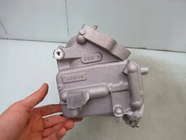 Arrefecedor de combustível Mazda OEM HF01-13565C 3 BP IV image 6