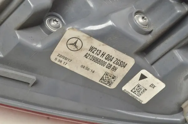 RECHTER ACHTERLAMP MERCEDES W213 SEDAN A2139068000 image 9