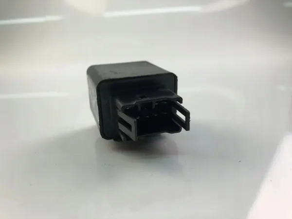 Mitsubishi Rele OEM MB543648V Colt CZC Cabriolle image 3
