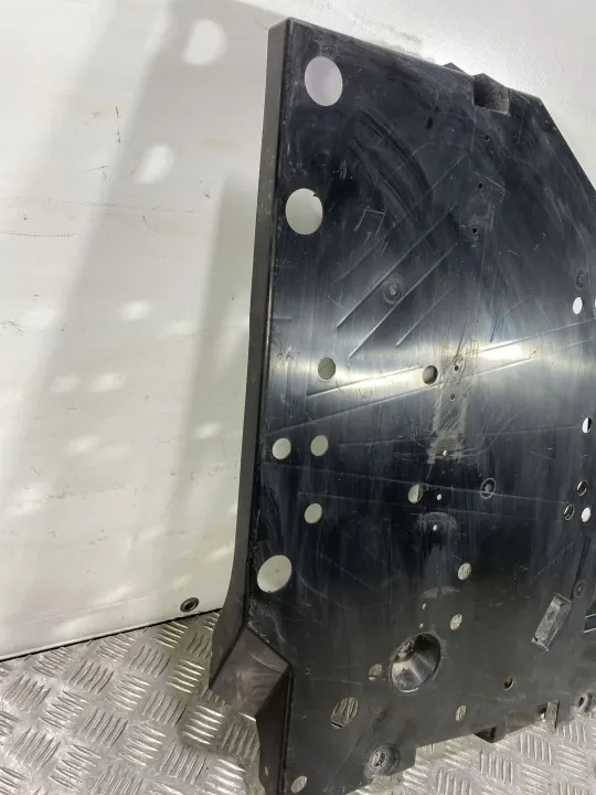 Escudo central Subaru Forester 2020 OEM 42045FL100 image 5
