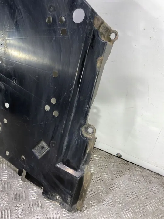 Escudo central Subaru Forester 2020 OEM 42045FL100 image 6
