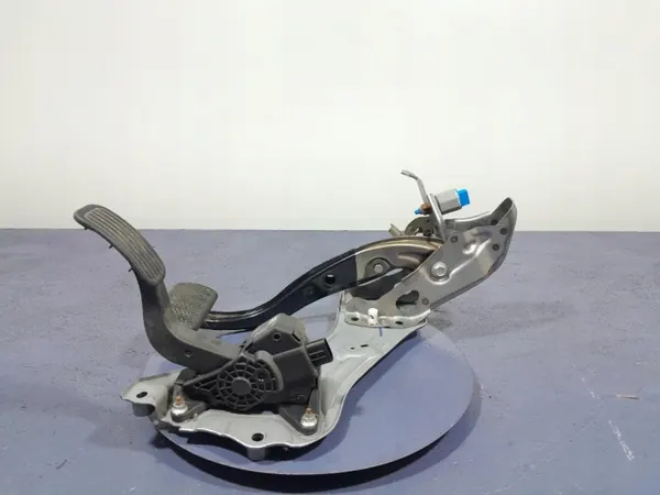 Juego de Pedales Suzuki SWACE OEM 78110-02211 image 5