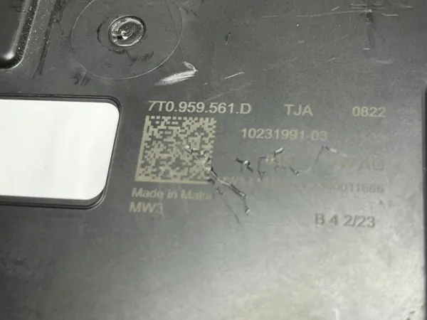 Plaque plafonnier VW T6 Multivan OEM 7T0959561D image 4