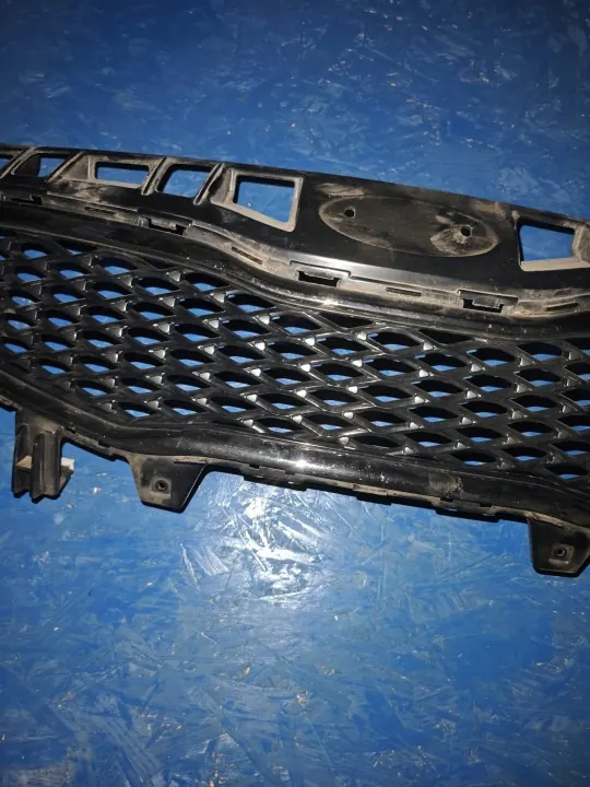 Cadre de calandre Kia Ceed OEM 86351-A2BA0 - Occasion image 4