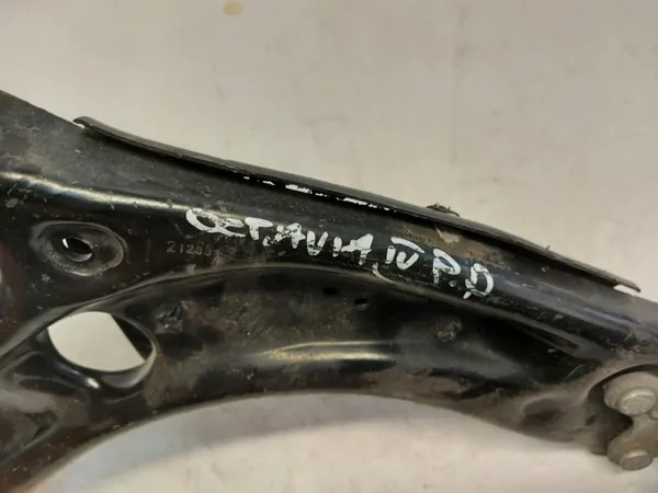 MAZDACXWAHPP523 Brazo de Control Delantero Derecho Skoda Octavia image 3