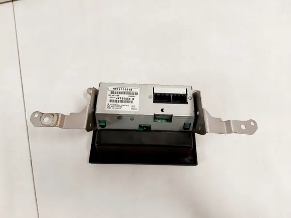 Mitsubishi Grandis Uhr Display OEM MN141366VB image 6