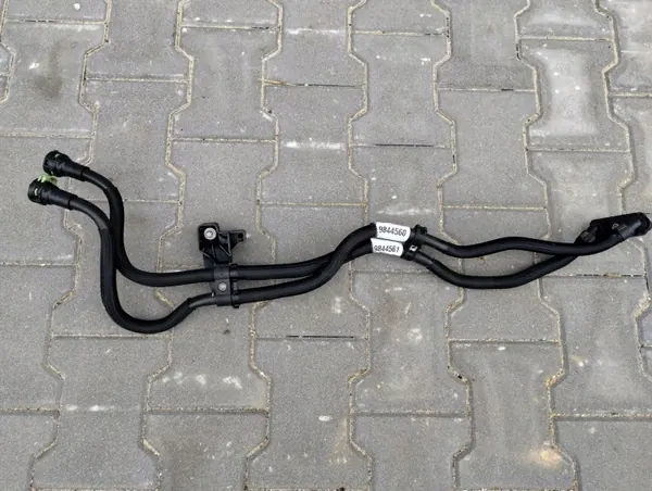 Lignes d'huile boîte BMW X5/X6 OEM 9844560 9844561 image 2
