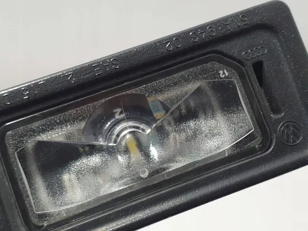 Registreringsskyltsljus OEM 5NA943021 för VW Tiguan 2017 image 5