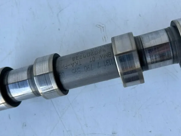 Arbre à cames d'admission BMW 5 E60 2.0d OEM 11317790595 image 8
