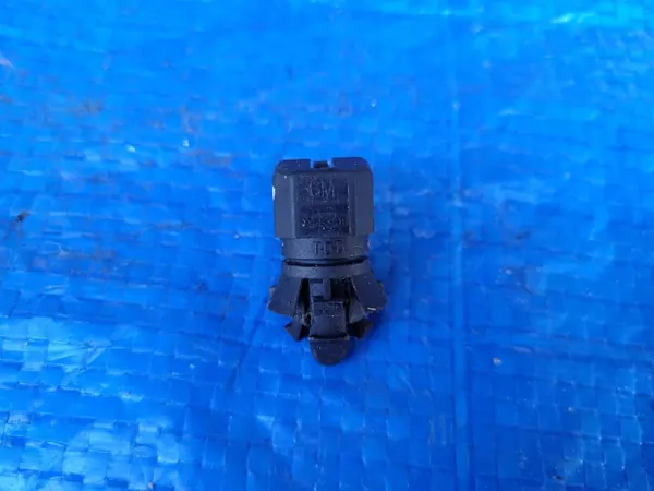 Opel Astra K Utetemperatursensor OEM 13583411 image 5