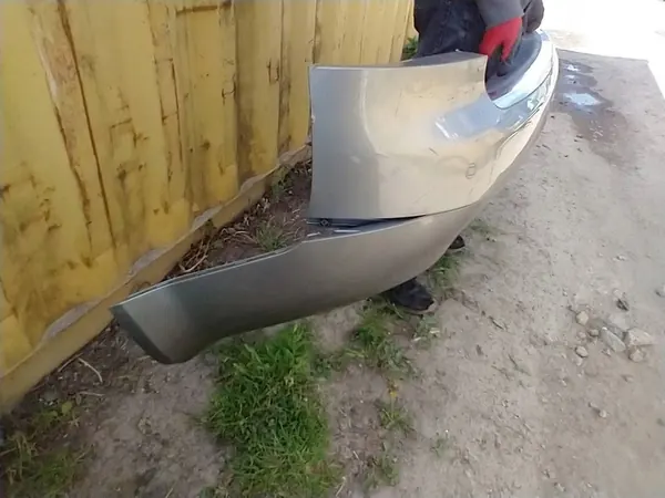 AUDI A4 B6 Avant Parachoques Trasero 8E9807521B image 3