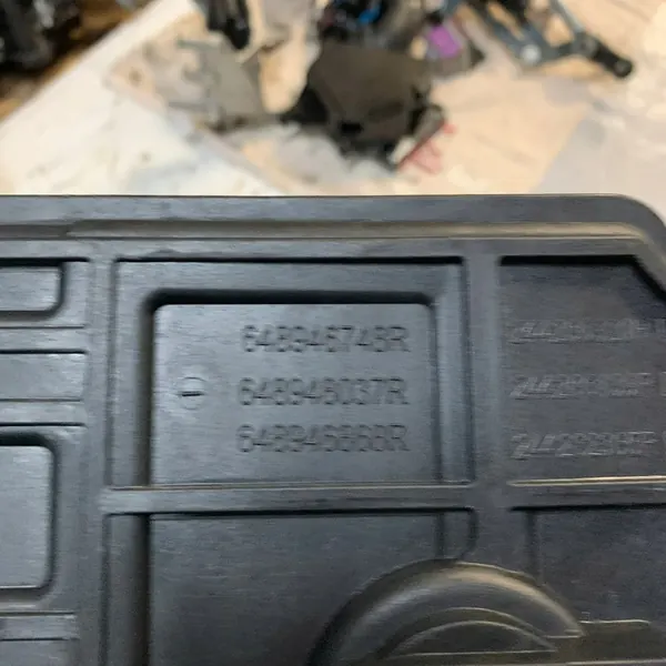 DACIA JOGGER 1.5 DCI Base de Bateria 244284932R image 3