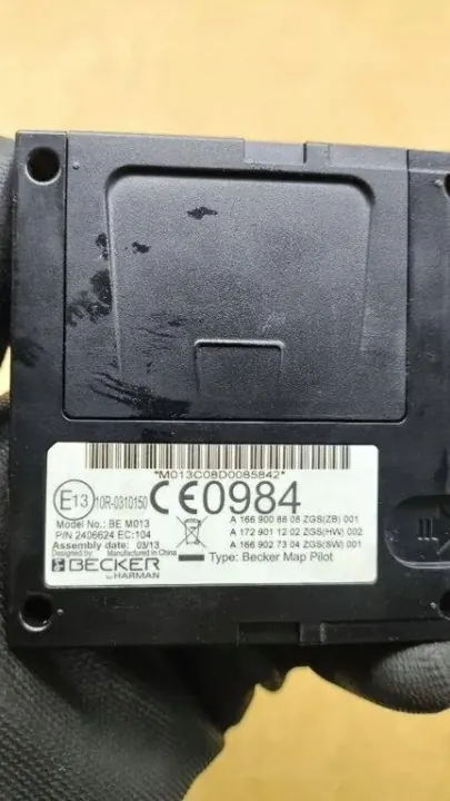 Changer CD d'occasion OEM A1669008808 Mercedes-Benz image 5