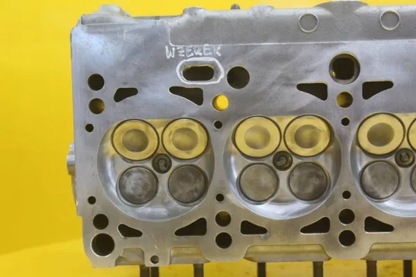 Linker Zylinderkopf OEM 077103373AE Audi A8 S8 D2 4.2 image 9