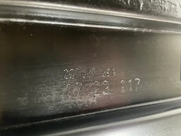 VW Taigo etupuskuri vahvistus image 2