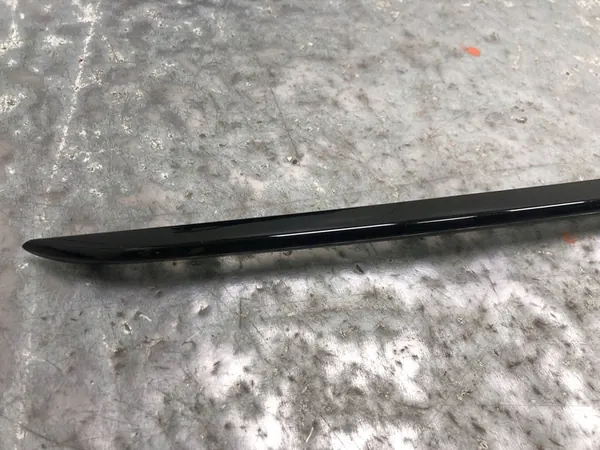 Fram höger stötfångartrim Mercedes W205 A2058852374 image 3