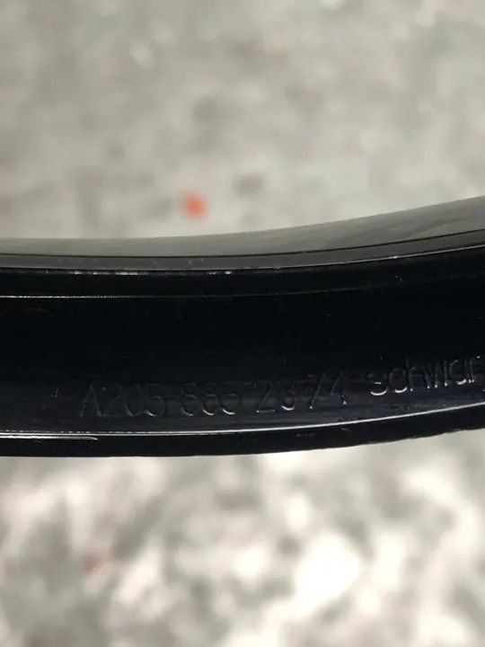 Fram höger stötfångartrim Mercedes W205 A2058852374 image 5