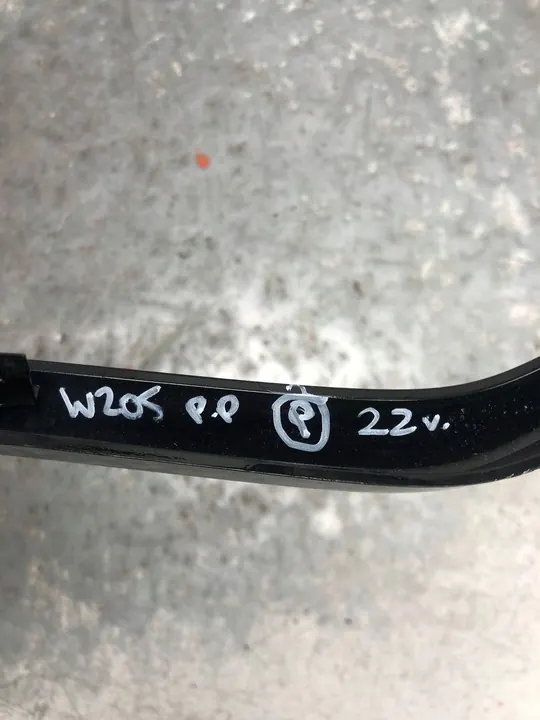 Fram höger stötfångartrim Mercedes W205 A2058852374 image 6