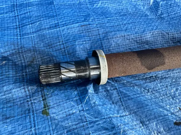 Höger Halvaxel Dacia Duster II 1.0 SCE 391001225R image 2