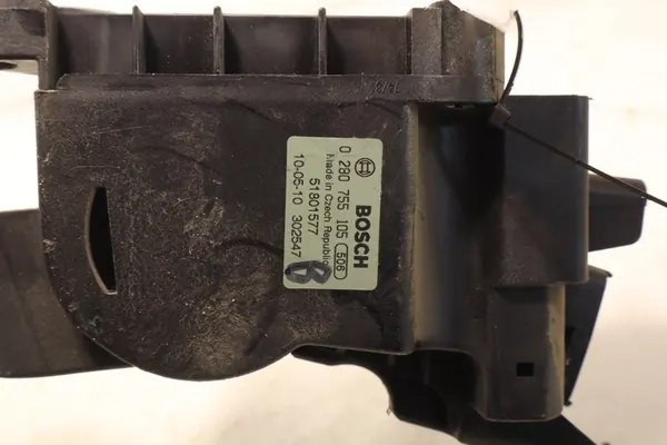 Gaspotentiometer Fiat Fiorino III image 7