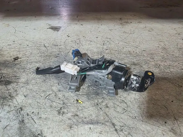 Interruptor de Encendido OEM SLM9 para Mitsubishi Grandis 2.0L Diesel image 3