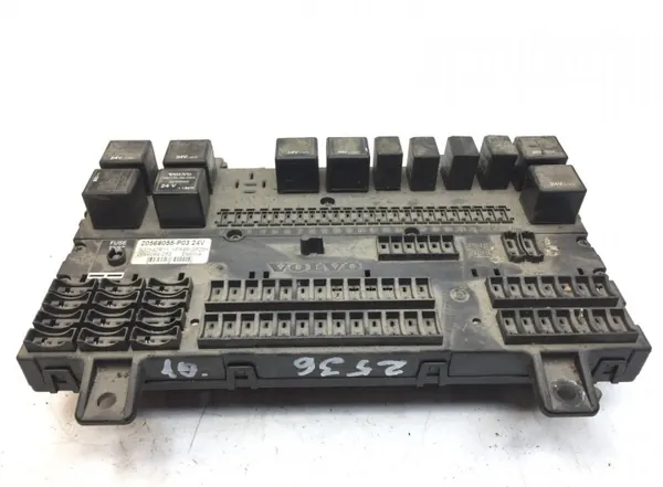 Volvo Sicherungskasten OEM 20476480 - Gebraucht image 4