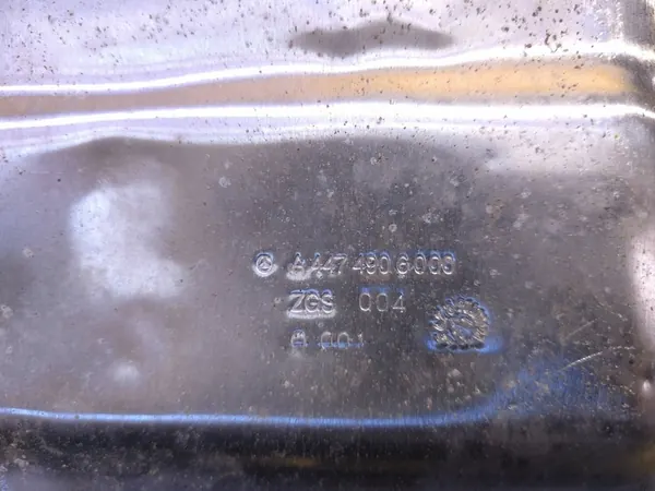 Protetor térmico de escapamento Mercedes-Benz Vito W447 A4474906000 image 4