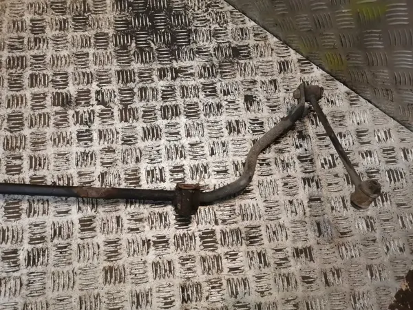 Mercedes-Benz C W204 bakre stabiliseringsstag OEM 2043261065 image 3